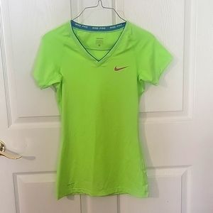 Girls fitted Nike shirt